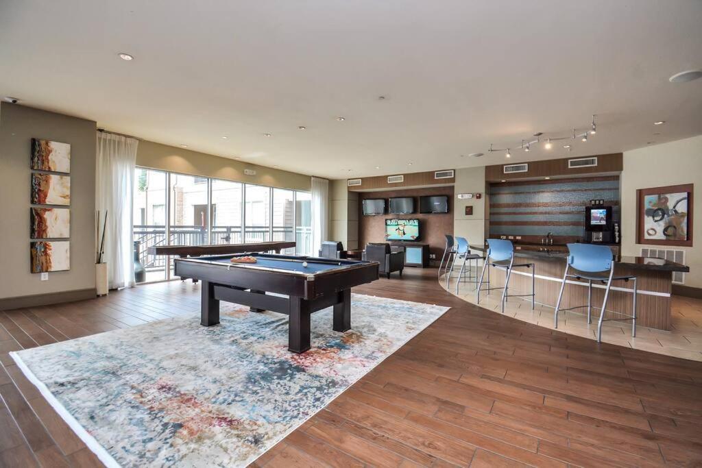 Beautiful Unit Near Med Center W/ Shopping Center Apartman Houston Kültér fotó