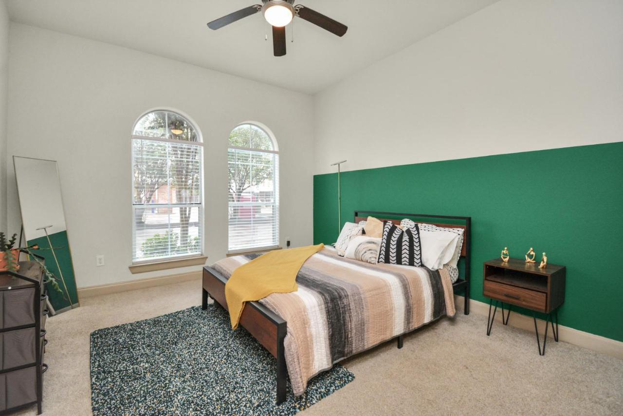 Beautiful Unit Near Med Center W/ Shopping Center Apartman Houston Kültér fotó